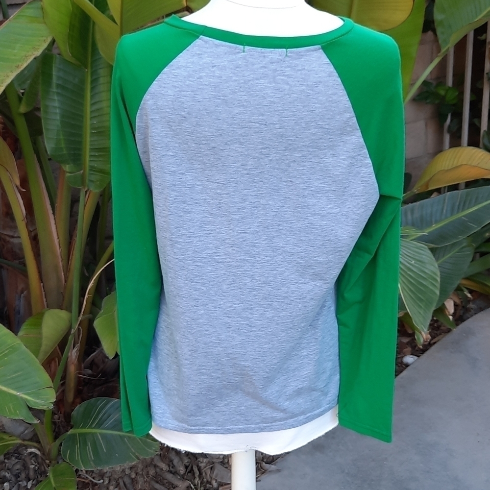 St Patricks Day Luckiest Mama Ever raglan shirt - Picture 3 of 6